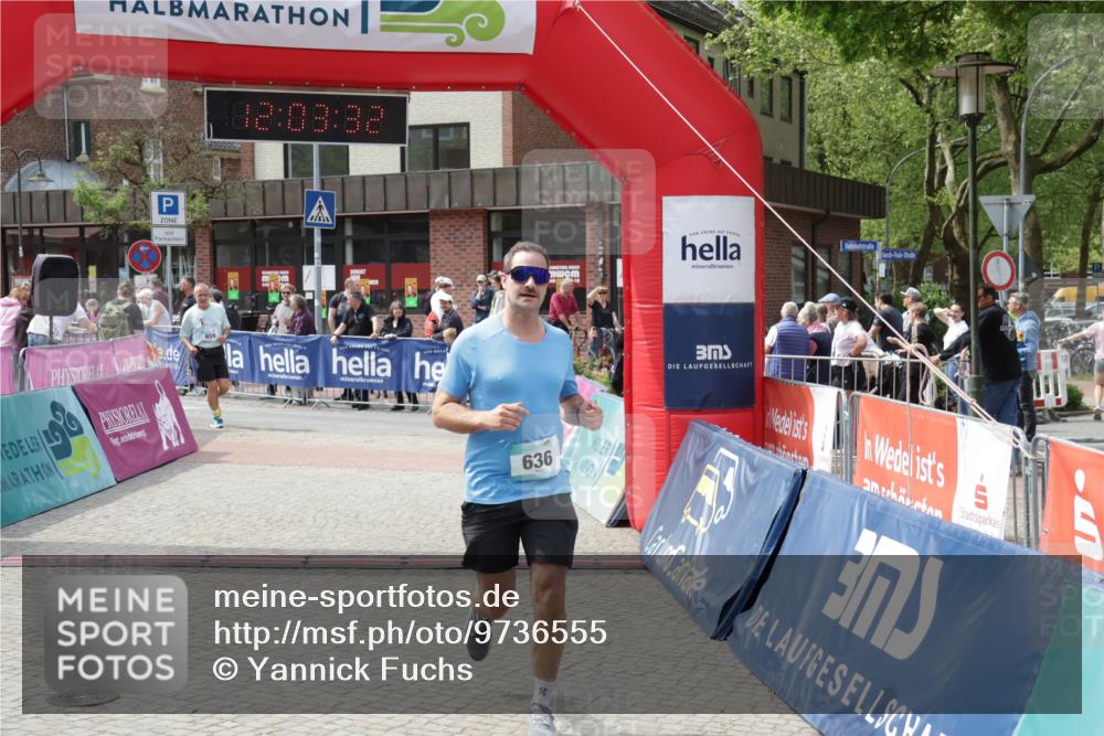 10.05.2026 - 8. Wedeler Halbmarathon Yannick Fuchs http://msf.ph/oto/9736555 10.05.2026 12:03:31 Ziel 419, 636, 659 meine-sportfotos.de