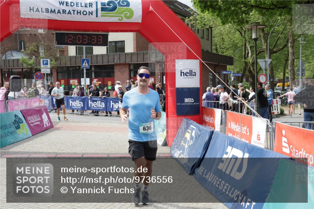 10.05.2026 - 8. Wedeler Halbmarathon Yannick Fuchs http://msf.ph/oto/9736556 10.05.2026 12:03:31 Ziel 419, 636, 659 meine-sportfotos.de