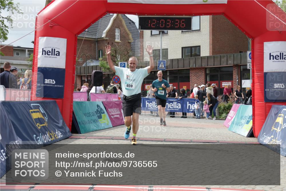 10.05.2026 - 8. Wedeler Halbmarathon Yannick Fuchs http://msf.ph/oto/9736565 10.05.2026 12:03:35 Ziel 636, 659, 764 meine-sportfotos.de