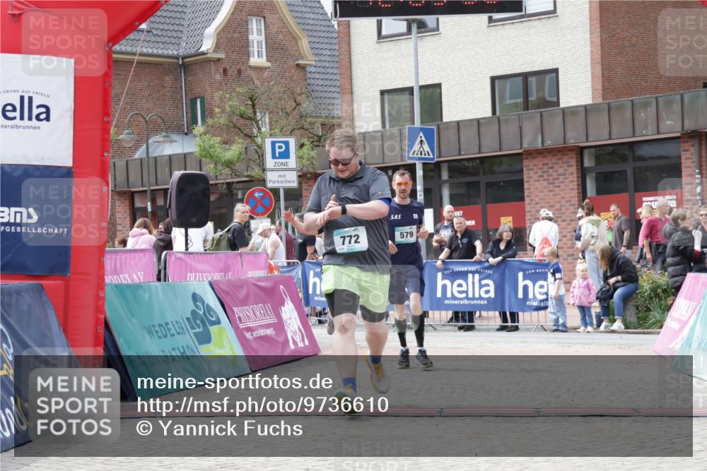 10.05.2026 - 8. Wedeler Halbmarathon Yannick Fuchs http://msf.ph/oto/9736610 10.05.2026 12:03:48 Ziel 468, 579, 772, 2203 meine-sportfotos.de