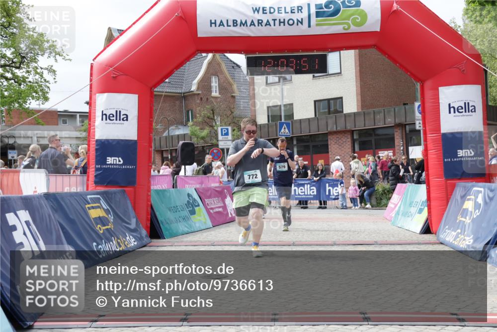 10.05.2026 - 8. Wedeler Halbmarathon Yannick Fuchs http://msf.ph/oto/9736613 10.05.2026 12:03:49 Ziel 468, 579, 772, 2203 meine-sportfotos.de