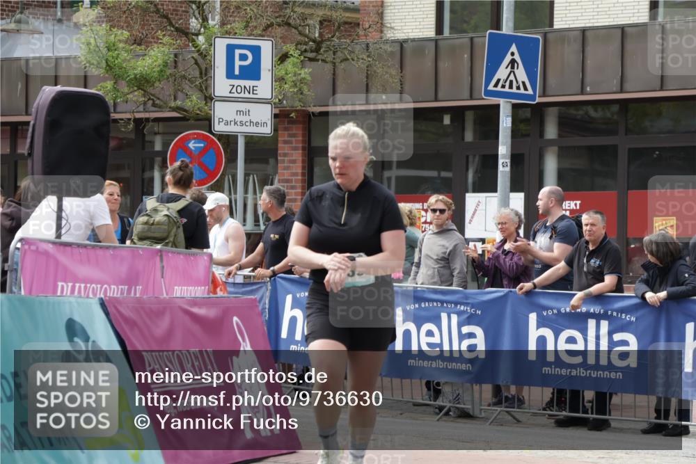 10.05.2026 - 8. Wedeler Halbmarathon Yannick Fuchs http://msf.ph/oto/9736630 10.05.2026 12:04:03 Ziel 117 meine-sportfotos.de