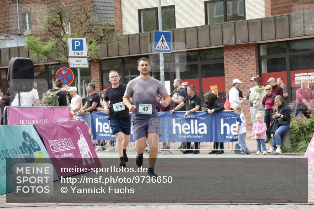 10.05.2026 - 8. Wedeler Halbmarathon Yannick Fuchs http://msf.ph/oto/9736650 10.05.2026 12:04:12 Ziel 47, 117, 474 meine-sportfotos.de
