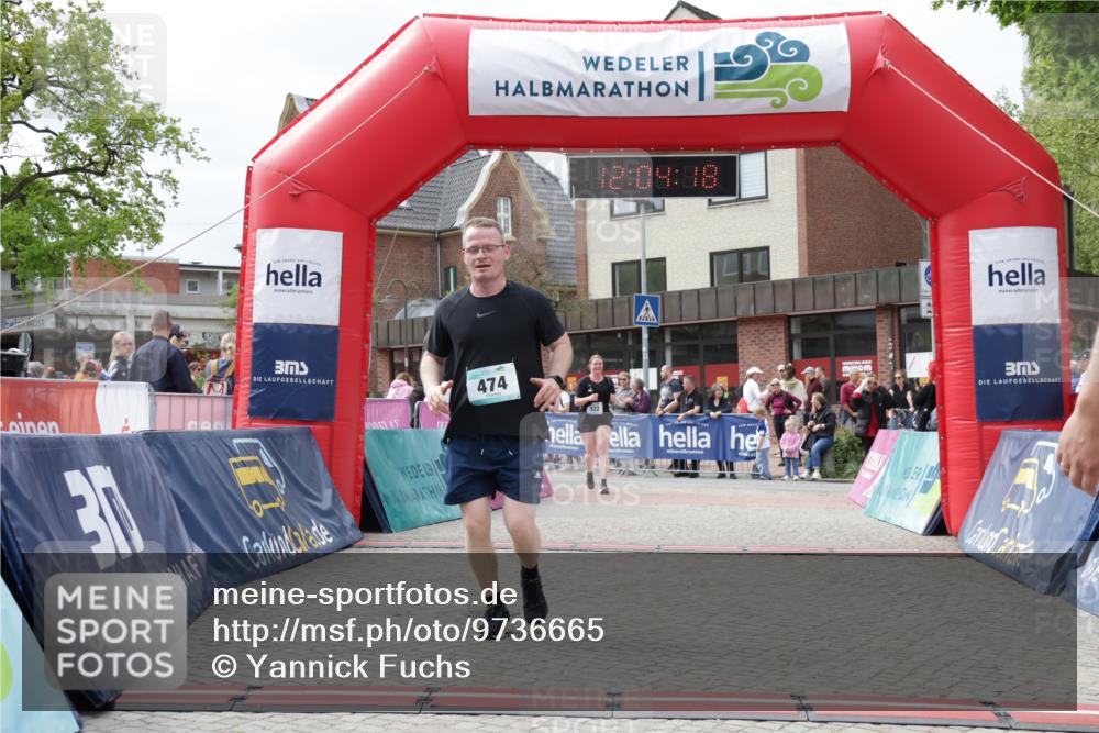 10.05.2026 - 8. Wedeler Halbmarathon Yannick Fuchs http://msf.ph/oto/9736665 10.05.2026 12:04:16 Ziel 47, 474, 522 meine-sportfotos.de