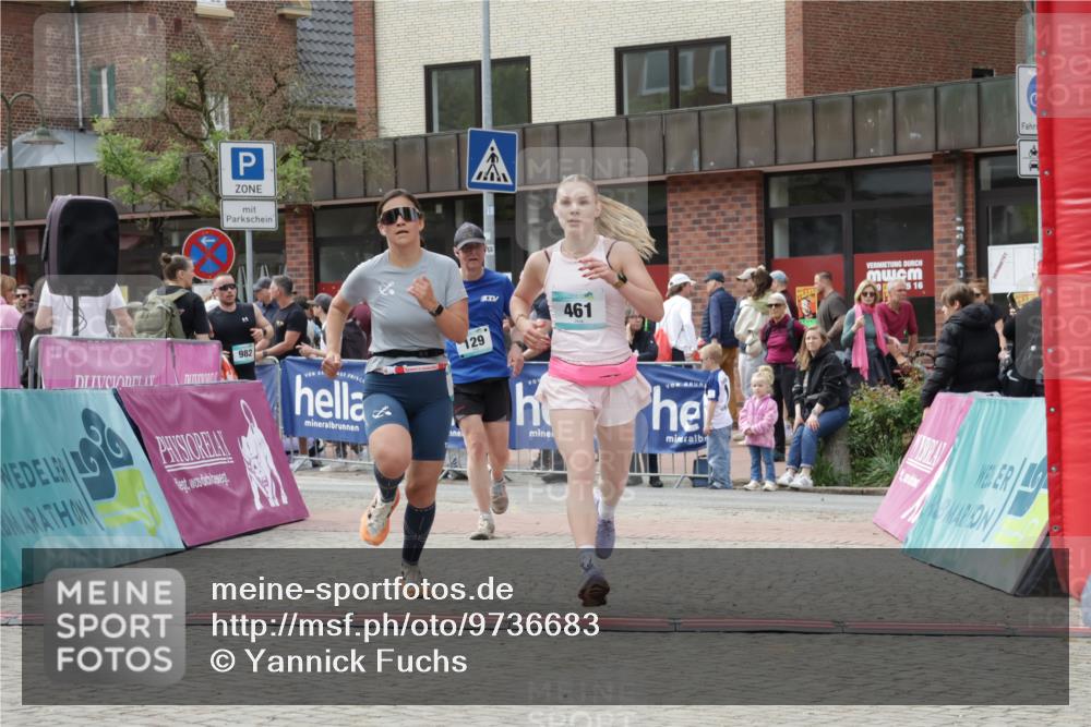10.05.2026 - 8. Wedeler Halbmarathon Yannick Fuchs http://msf.ph/oto/9736683 10.05.2026 12:04:29 Ziel 129, 243, 461, 982 meine-sportfotos.de