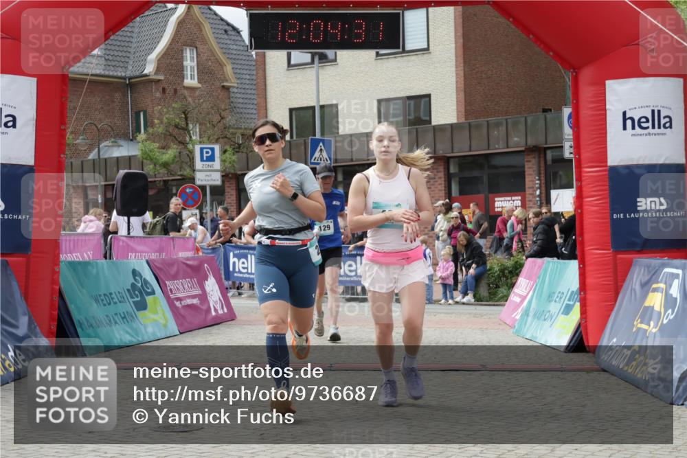 10.05.2026 - 8. Wedeler Halbmarathon Yannick Fuchs http://msf.ph/oto/9736687 10.05.2026 12:04:30 Ziel 129, 243, 461, 982 meine-sportfotos.de