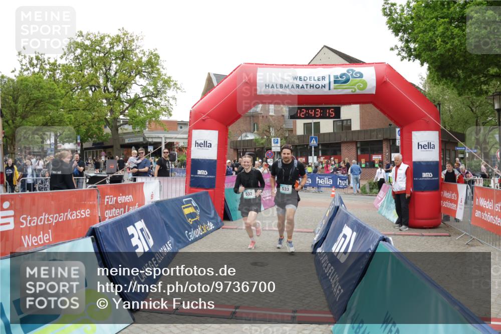 10.05.2026 - 8. Wedeler Halbmarathon Yannick Fuchs http://msf.ph/oto/9736700 10.05.2026 12:43:13 Ziel 12, 43, 35, 533, 532, 30, 7, 532, 533 meine-sportfotos.de