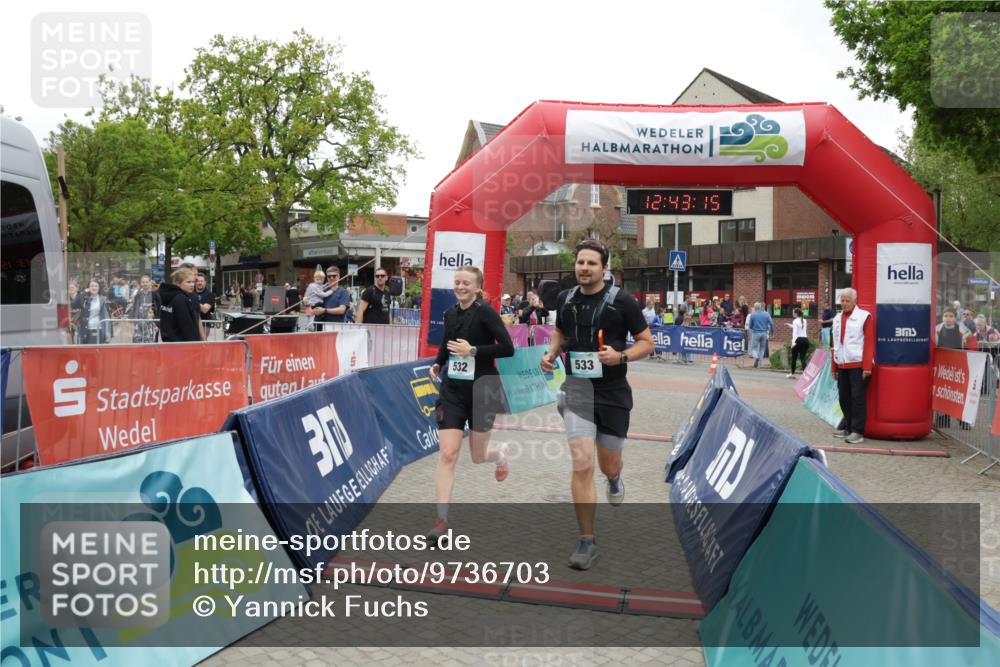 10.05.2026 - 8. Wedeler Halbmarathon Yannick Fuchs http://msf.ph/oto/9736703 10.05.2026 12:43:13 Ziel 21, 12, 43, 15, 532, 533, 7, 532, 533 meine-sportfotos.de