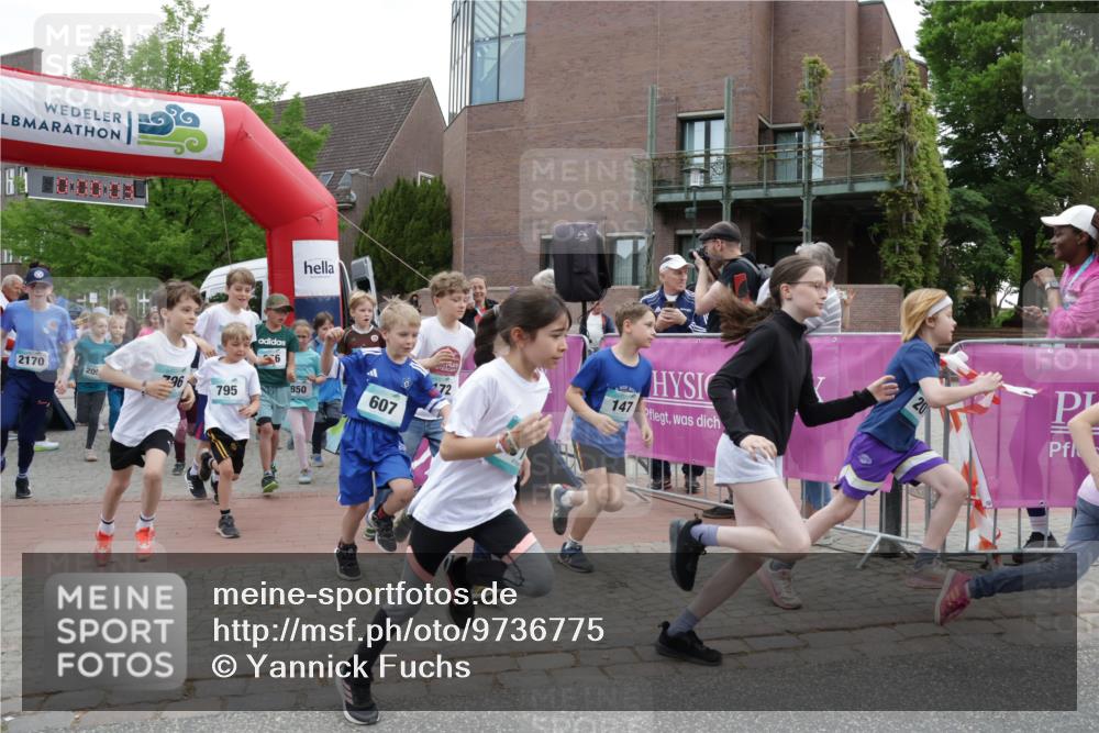 10.05.2026 - 8. Wedeler Halbmarathon Yannick Fuchs http://msf.ph/oto/9736775 10.05.2026 12:45:00 Ziel 2170, 20, 96, 795, 850, 607, 147 meine-sportfotos.de