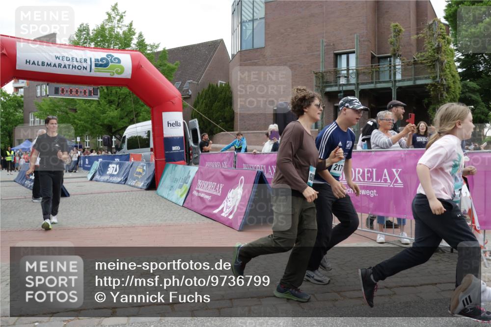 10.05.2026 - 8. Wedeler Halbmarathon Yannick Fuchs http://msf.ph/oto/9736799 10.05.2026 12:45:04 Ziel 217 meine-sportfotos.de