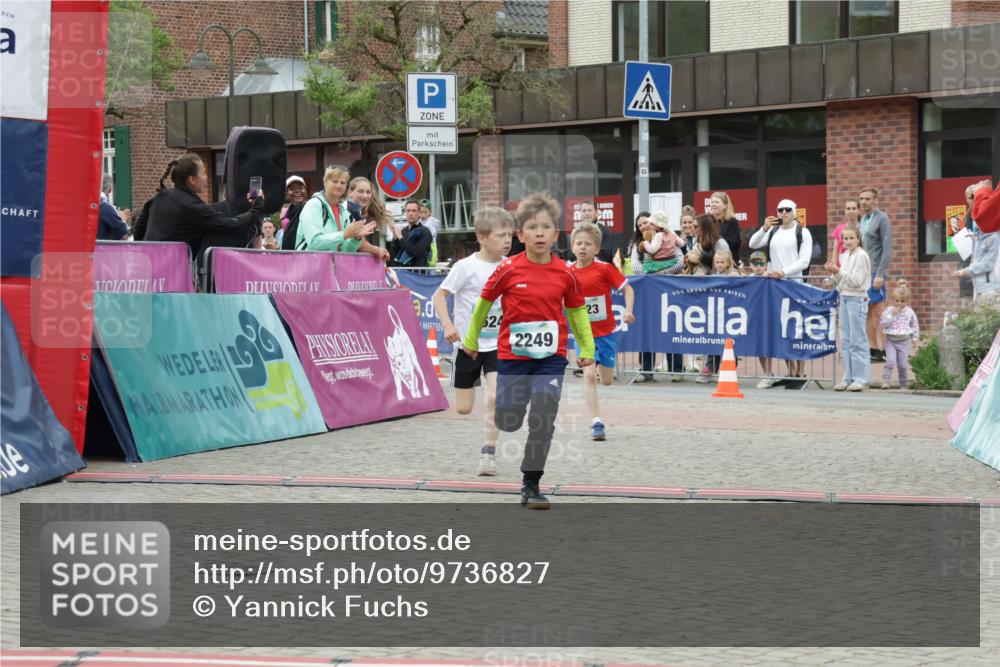 10.05.2026 - 8. Wedeler Halbmarathon Yannick Fuchs http://msf.ph/oto/9736827 10.05.2026 12:47:38 Ziel 3, 0, 624, 2249, 23, 16, 623, 624, 2249 meine-sportfotos.de