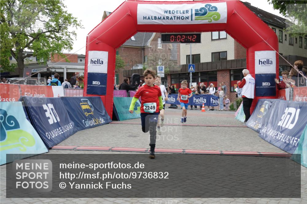 10.05.2026 - 8. Wedeler Halbmarathon Yannick Fuchs http://msf.ph/oto/9736832 10.05.2026 12:47:39 Ziel 30, 10, 02, 42, 623, 2249, 623, 624, 2093, 2249 meine-sportfotos.de
