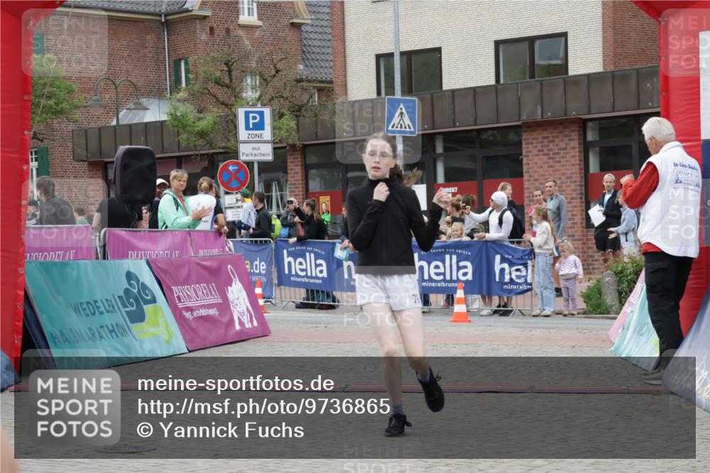 10.05.2026 - 8. Wedeler Halbmarathon Yannick Fuchs http://msf.ph/oto/9736865 10.05.2026 12:47:46 Ziel 997, 2093, 2152, 2248 meine-sportfotos.de