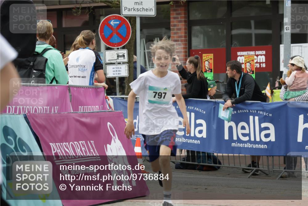 10.05.2026 - 8. Wedeler Halbmarathon Yannick Fuchs http://msf.ph/oto/9736884 10.05.2026 12:47:55 Ziel 10, 05, 26, 08, 00, 15, 00, 75, 16, 797, 796, 797 meine-sportfotos.de