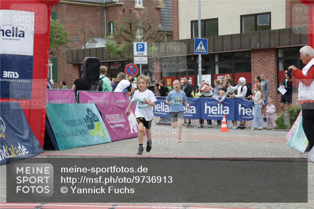 10.05.2026 - 8. Wedeler Halbmarathon Yannick Fuchs http://msf.ph/oto/9736913 10.05.2026 12:48:05 Ziel 795, 2116, 408, 795, 824, 2116 meine-sportfotos.de