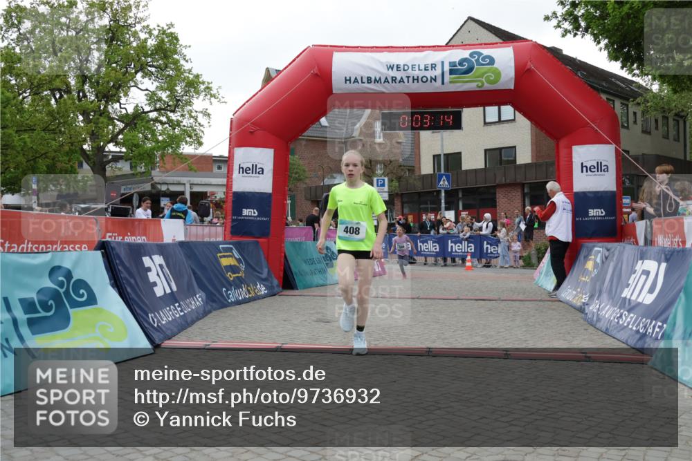 10.05.2026 - 8. Wedeler Halbmarathon Yannick Fuchs http://msf.ph/oto/9736932 10.05.2026 12:48:10 Ziel 30, 10, 03, 09, 408, 346, 408, 795, 824, 2116 meine-sportfotos.de