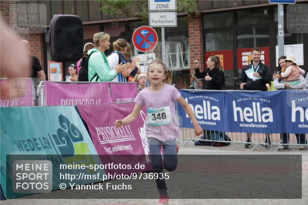 10.05.2026 - 8. Wedeler Halbmarathon Yannick Fuchs http://msf.ph/oto/9736935 10.05.2026 12:48:12 Ziel 040, 609, 346, 9, 346, 408, 795, 2013, 2116 meine-sportfotos.de