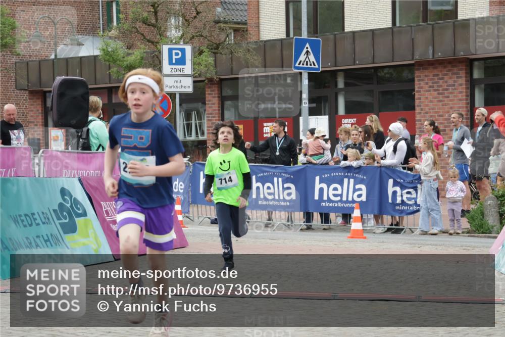 10.05.2026 - 8. Wedeler Halbmarathon Yannick Fuchs http://msf.ph/oto/9736955 10.05.2026 12:48:16 Ziel 040, 714, 346, 714, 2013, 2172 meine-sportfotos.de
