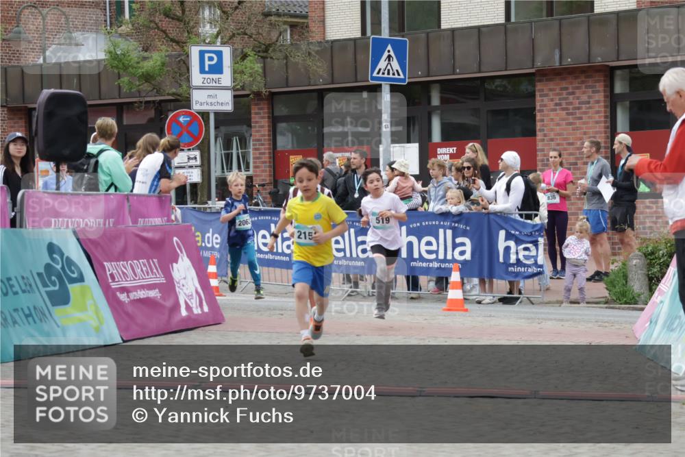 10.05.2026 - 8. Wedeler Halbmarathon Yannick Fuchs http://msf.ph/oto/9737004 10.05.2026 12:48:31 Ziel 2063, 519, 836, 147, 519, 609, 728, 2054, 2063, 2066, 2095, 2150 meine-sportfotos.de