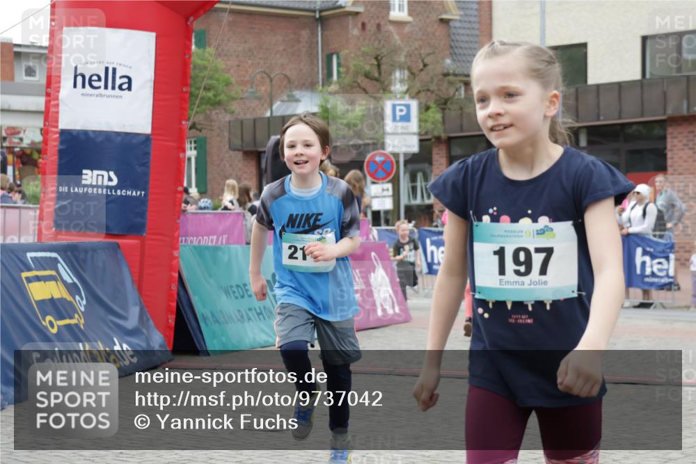 10.05.2026 - 8. Wedeler Halbmarathon Yannick Fuchs http://msf.ph/oto/9737042 10.05.2026 12:48:40 Ziel 21, 197, 148, 197, 519, 2054, 2063, 2066, 2110, 2111, 2170 meine-sportfotos.de