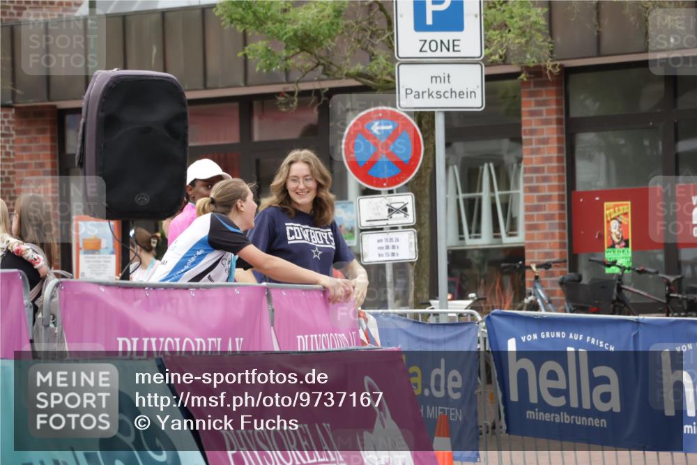 10.05.2026 - 8. Wedeler Halbmarathon Yannick Fuchs http://msf.ph/oto/9737167 10.05.2026 12:50:06 Ziel 10, 05, 26, 08, 00, 15, 00 meine-sportfotos.de