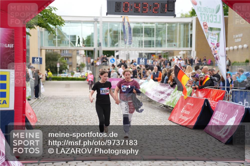 12.06.2026 - Holstenköstenlauf LAZAROV Photography http://msf.ph/oto/9737183 12.06.2026 18:13:20 Laufen 3324, 4750 meine-sportfotos.de