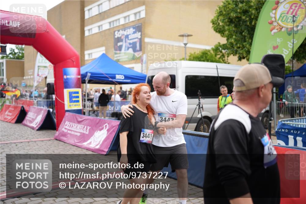 12.06.2026 - Holstenköstenlauf LAZAROV Photography http://msf.ph/oto/9737227 12.06.2026 18:11:59 Laufen 3441, 3442 meine-sportfotos.de