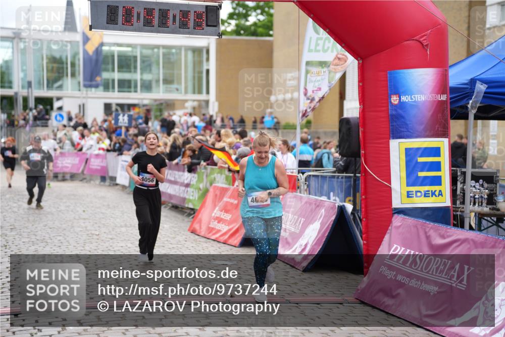 12.06.2026 - Holstenköstenlauf LAZAROV Photography http://msf.ph/oto/9737244 12.06.2026 18:11:47 Laufen 4044, 4056, 4643, 4679 meine-sportfotos.de