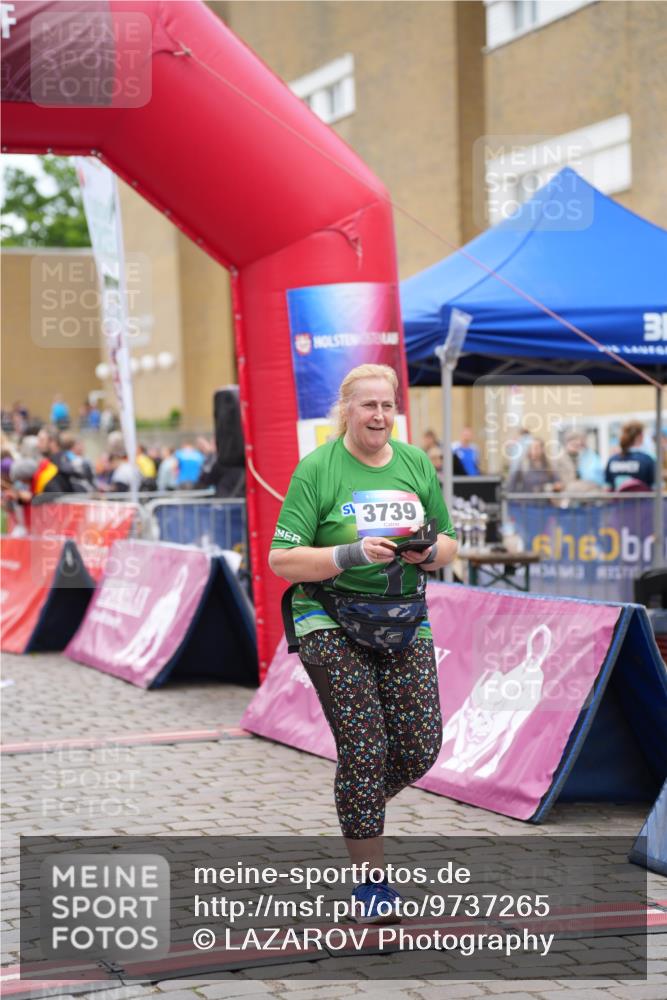 12.06.2026 - Holstenköstenlauf LAZAROV Photography http://msf.ph/oto/9737265 12.06.2026 18:11:27 Laufen 3739 meine-sportfotos.de