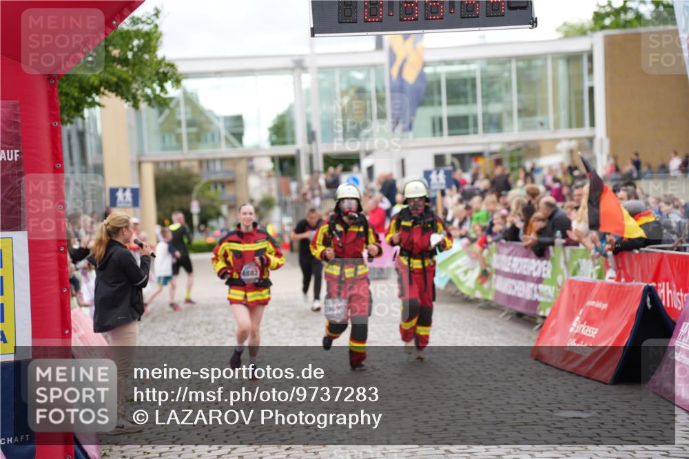 12.06.2026 - Holstenköstenlauf LAZAROV Photography http://msf.ph/oto/9737283 12.06.2026 18:09:42 Laufen 3398, 3969, 4508, 4882 meine-sportfotos.de