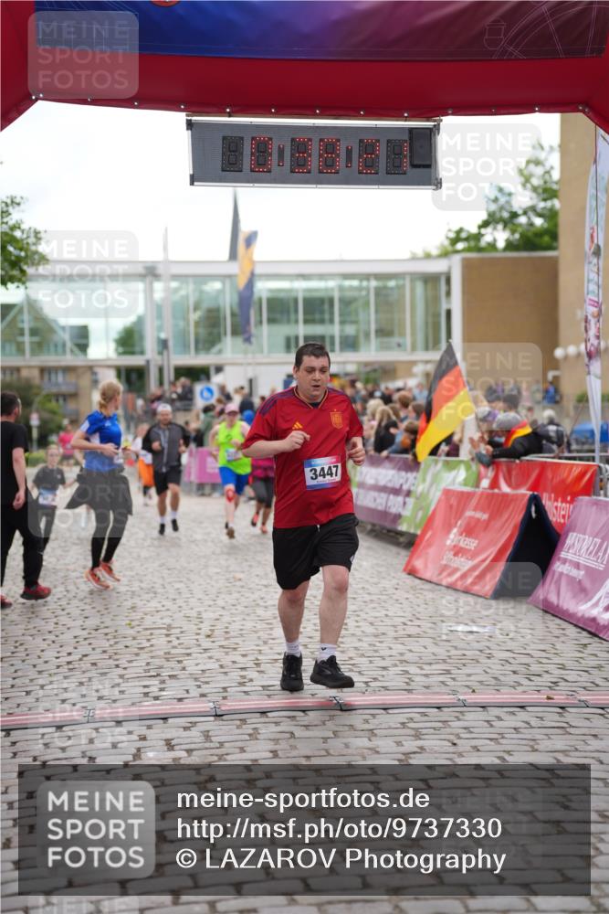 12.06.2026 - Holstenköstenlauf LAZAROV Photography http://msf.ph/oto/9737330 12.06.2026 18:08:20 Laufen 3036, 3447, 3448, 3605, 3802, 3840, 4221, 4336, 4608 meine-sportfotos.de