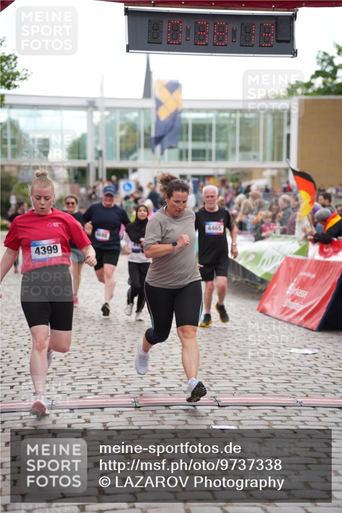 12.06.2026 - Holstenköstenlauf LAZAROV Photography http://msf.ph/oto/9737338 12.06.2026 18:08:11 Laufen 3632, 4336, 4399, 4465, 4494, 4497, 4697, 4698 meine-sportfotos.de
