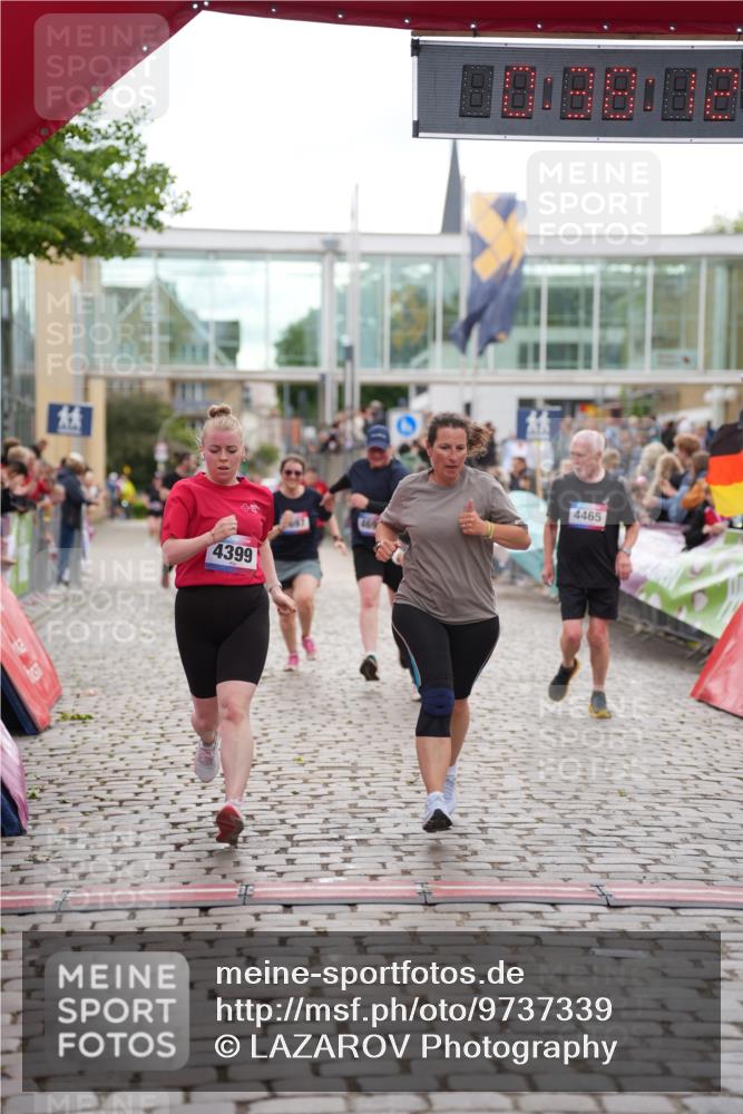 12.06.2026 - Holstenköstenlauf LAZAROV Photography http://msf.ph/oto/9737339 12.06.2026 18:08:10 Laufen 3632, 4399, 4465, 4494, 4495, 4497, 4697, 4698 meine-sportfotos.de
