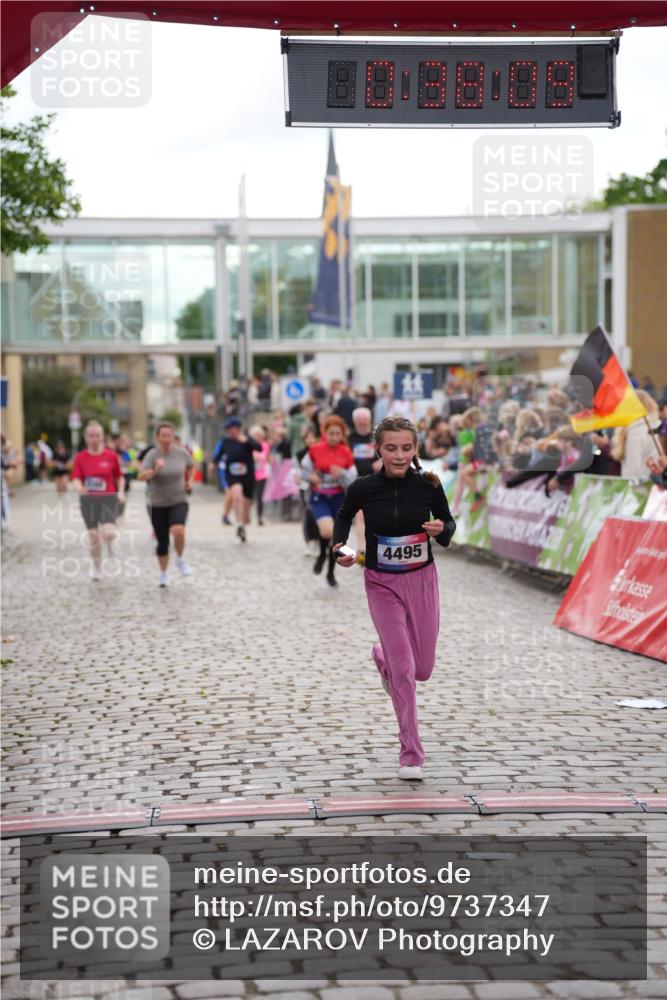12.06.2026 - Holstenköstenlauf LAZAROV Photography http://msf.ph/oto/9737347 12.06.2026 18:08:07 Laufen 3632, 4399, 4465, 4494, 4495, 4497, 4697, 4698 meine-sportfotos.de