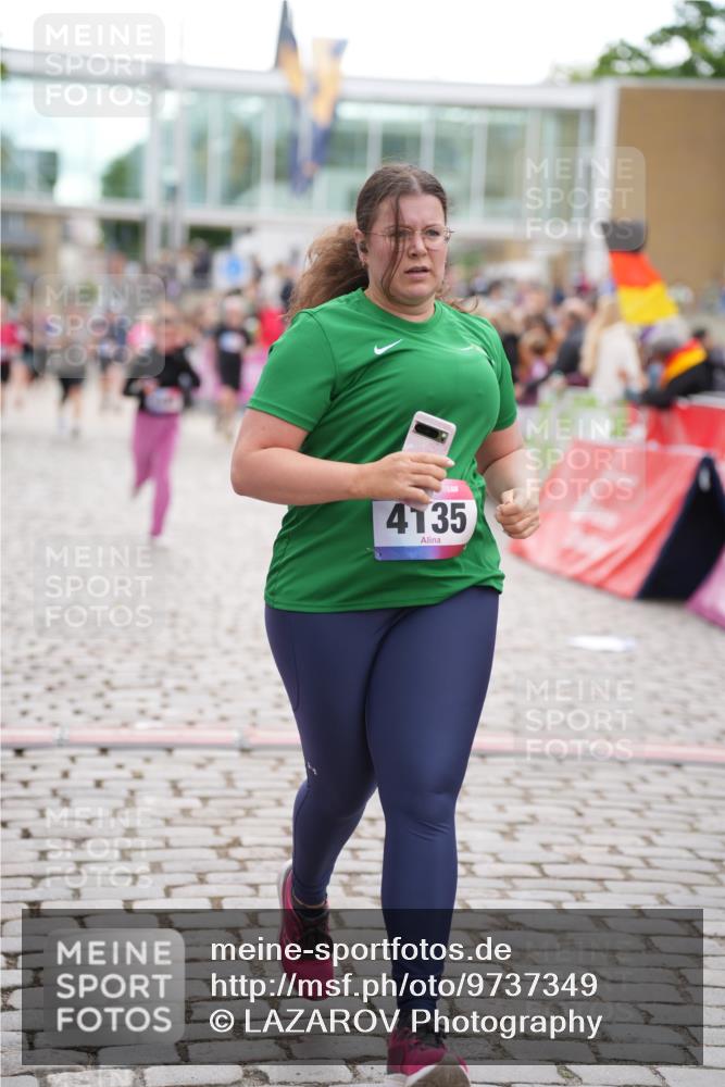 12.06.2026 - Holstenköstenlauf LAZAROV Photography http://msf.ph/oto/9737349 12.06.2026 18:08:05 Laufen 3580, 3632, 4135, 4399, 4494, 4495 meine-sportfotos.de