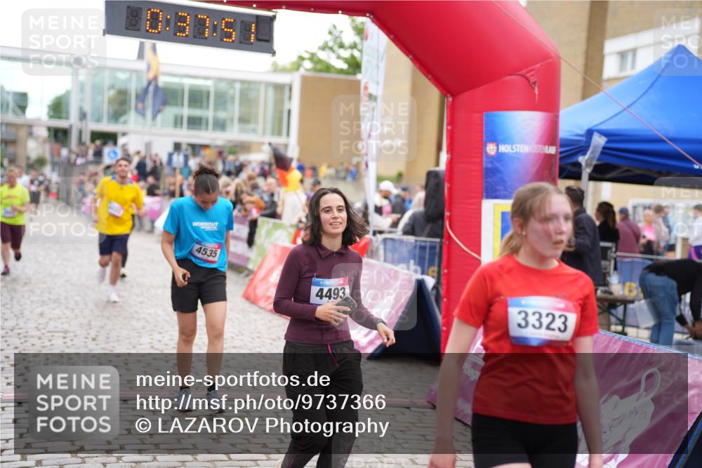 12.06.2026 - Holstenköstenlauf LAZAROV Photography http://msf.ph/oto/9737366 12.06.2026 18:07:49 Laufen 4022, 4024, 4493, 4535, 4603 meine-sportfotos.de