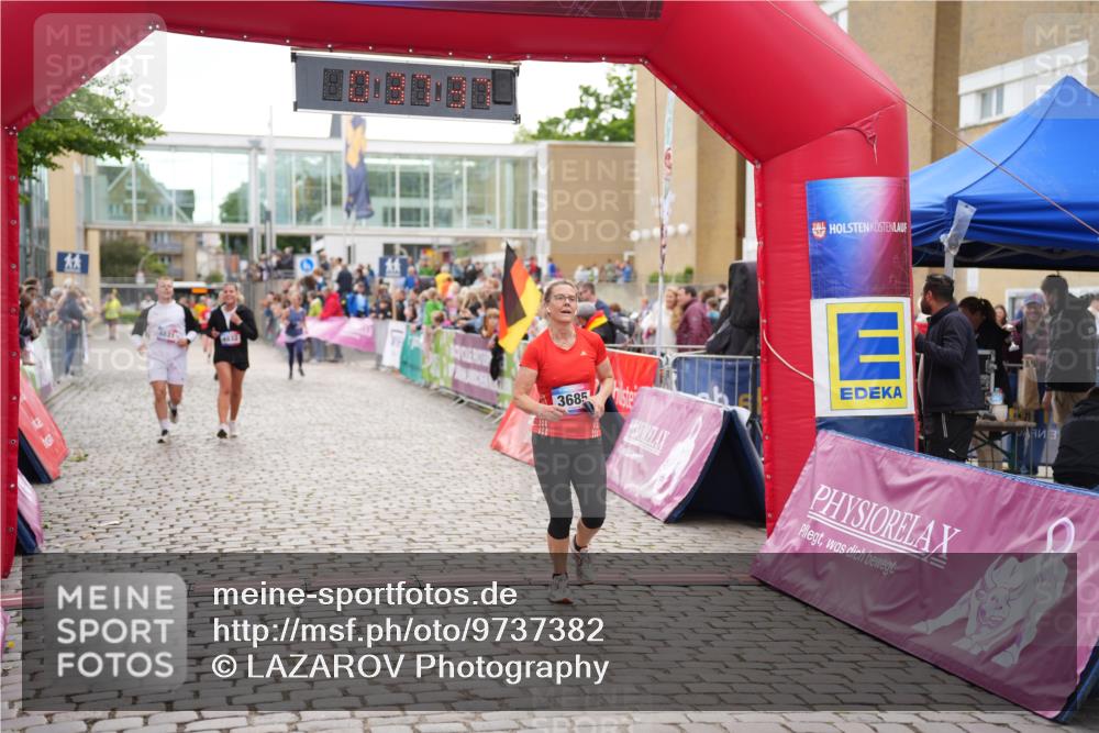 12.06.2026 - Holstenköstenlauf LAZAROV Photography http://msf.ph/oto/9737382 12.06.2026 18:07:35 Laufen 3685, 3852, 3853, 4072, 4496, 4529 meine-sportfotos.de