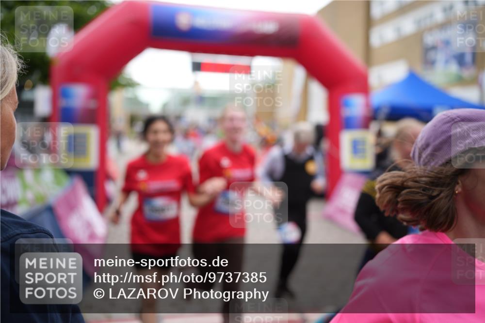 12.06.2026 - Holstenköstenlauf LAZAROV Photography http://msf.ph/oto/9737385 12.06.2026 18:07:32 Laufen 3685, 3981, 3983, 4325, 4326, 4496, 4707, 4793 meine-sportfotos.de