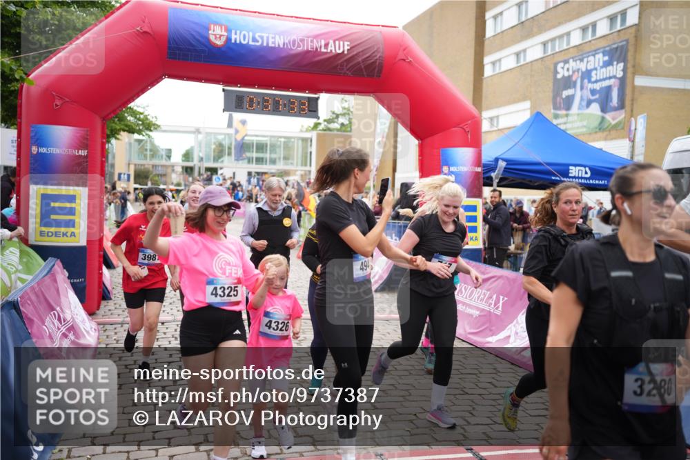 12.06.2026 - Holstenköstenlauf LAZAROV Photography http://msf.ph/oto/9737387 12.06.2026 18:07:31 Laufen 3280, 3281, 3685, 3981, 3983, 4325, 4326, 4496, 4707, 4793 meine-sportfotos.de