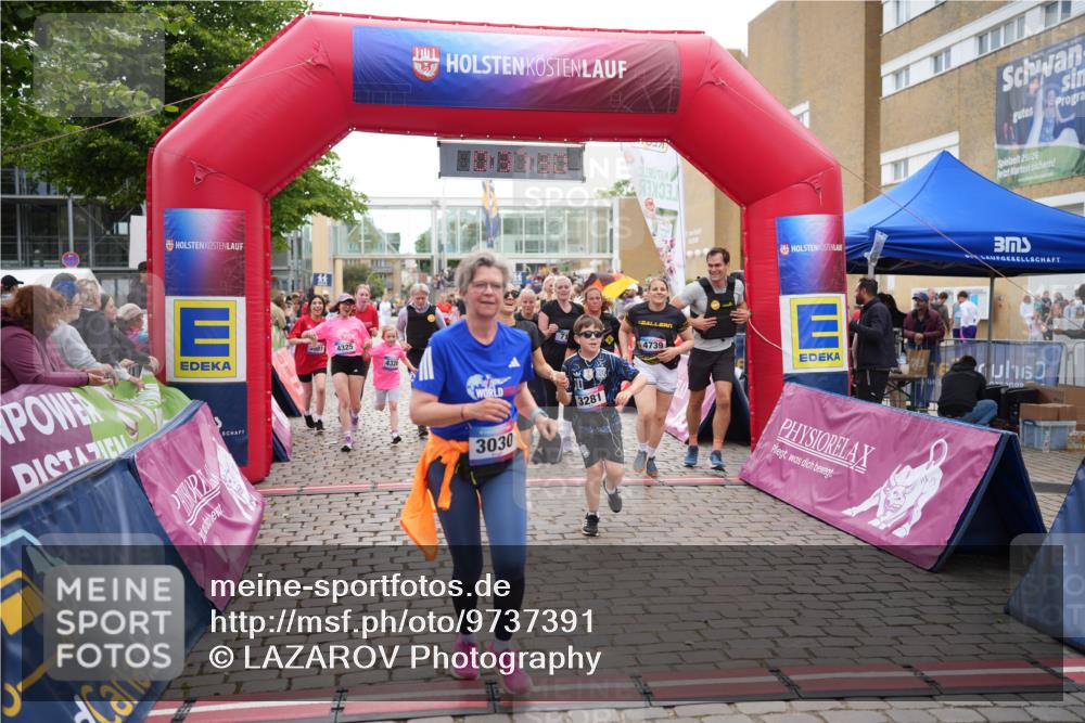 12.06.2026 - Holstenköstenlauf LAZAROV Photography http://msf.ph/oto/9737391 12.06.2026 18:07:28 Laufen 3030, 3280, 3281, 3685, 3981, 3983, 4325, 4326, 4496, 4707, 4793 meine-sportfotos.de