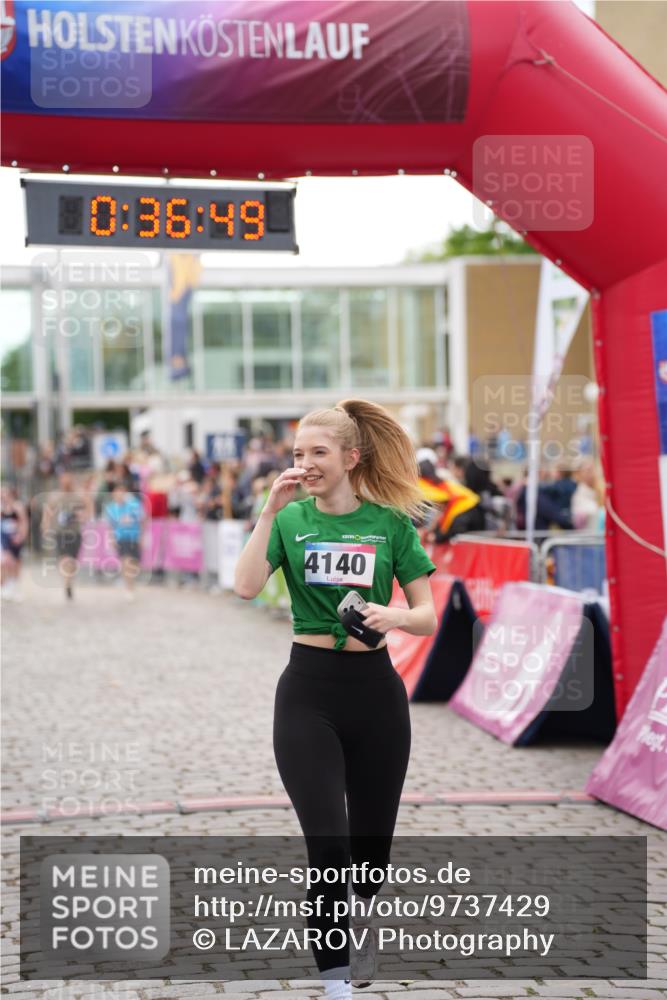12.06.2026 - Holstenköstenlauf LAZAROV Photography http://msf.ph/oto/9737429 12.06.2026 18:06:48 Laufen 4100, 4140 meine-sportfotos.de