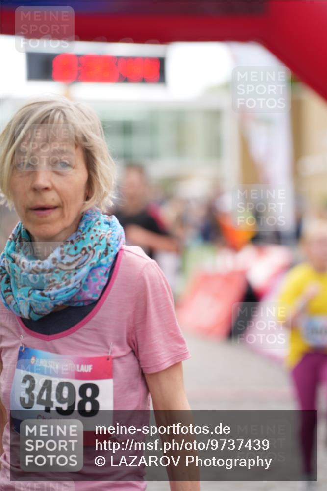 12.06.2026 - Holstenköstenlauf LAZAROV Photography http://msf.ph/oto/9737439 12.06.2026 18:06:42 Laufen 4006, 4105, 4140 meine-sportfotos.de