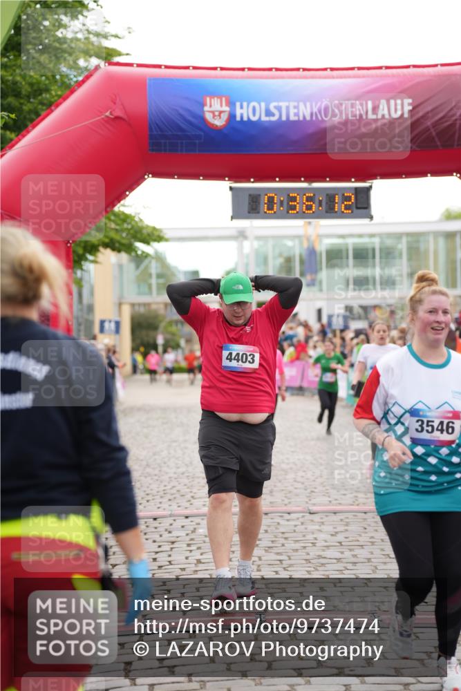 12.06.2026 - Holstenköstenlauf LAZAROV Photography http://msf.ph/oto/9737474 12.06.2026 18:06:10 Laufen 3545, 3546, 4059, 4141, 4403, 4673 meine-sportfotos.de
