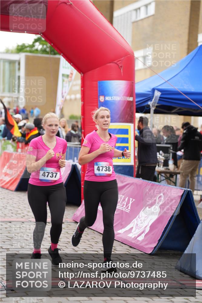 12.06.2026 - Holstenköstenlauf LAZAROV Photography http://msf.ph/oto/9737485 12.06.2026 18:06:02 Laufen 3545, 3546, 4403, 4696, 4737, 4738 meine-sportfotos.de