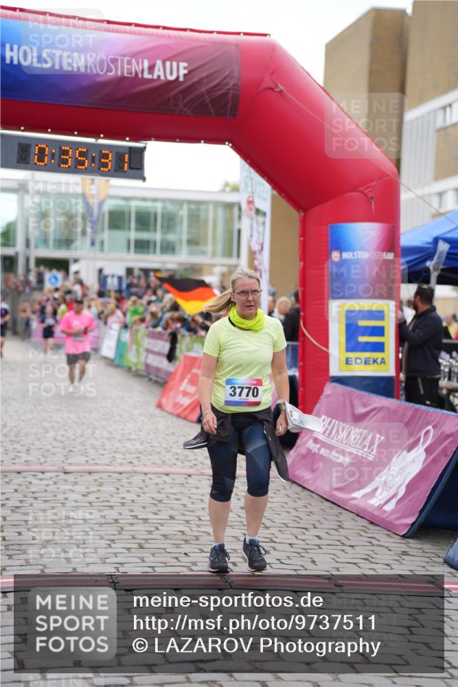12.06.2026 - Holstenköstenlauf LAZAROV Photography http://msf.ph/oto/9737511 12.06.2026 18:05:29 Laufen 3770, 4070, 4318 meine-sportfotos.de