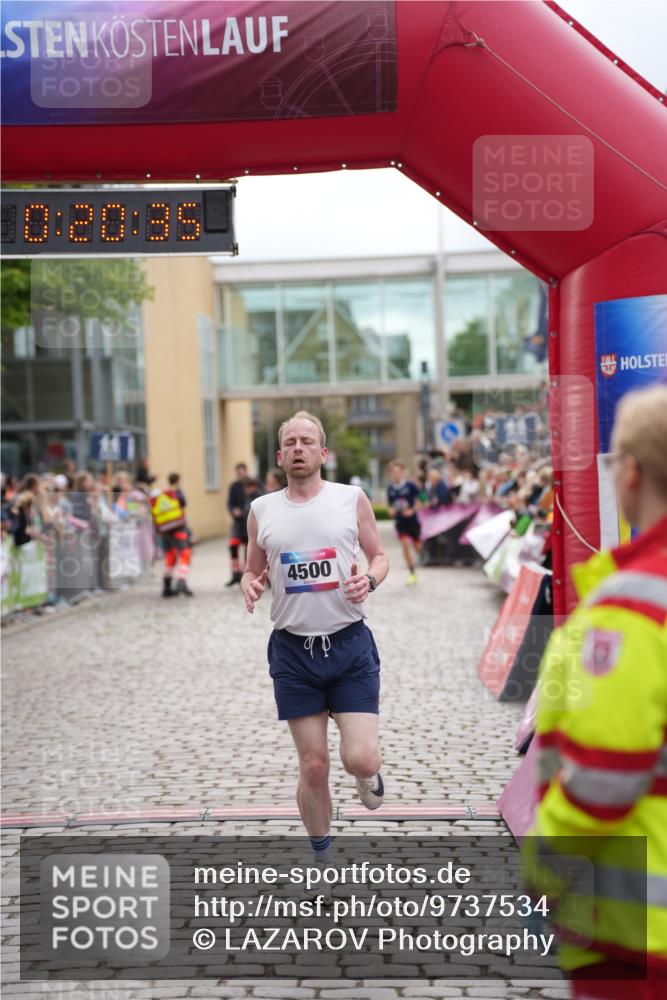 12.06.2026 - Holstenköstenlauf LAZAROV Photography http://msf.ph/oto/9737534 12.06.2026 17:50:34 Laufen 3297, 3800, 4500, 4650, 4894 meine-sportfotos.de