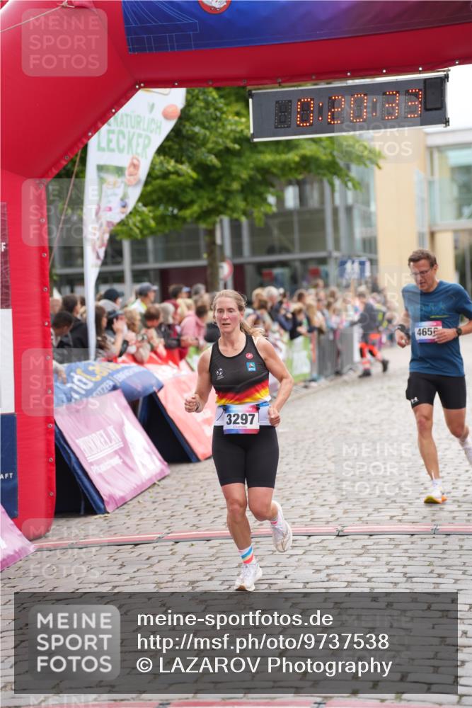 12.06.2026 - Holstenköstenlauf LAZAROV Photography http://msf.ph/oto/9737538 12.06.2026 17:50:31 Laufen 3297, 4500, 4650, 4774, 4894 meine-sportfotos.de