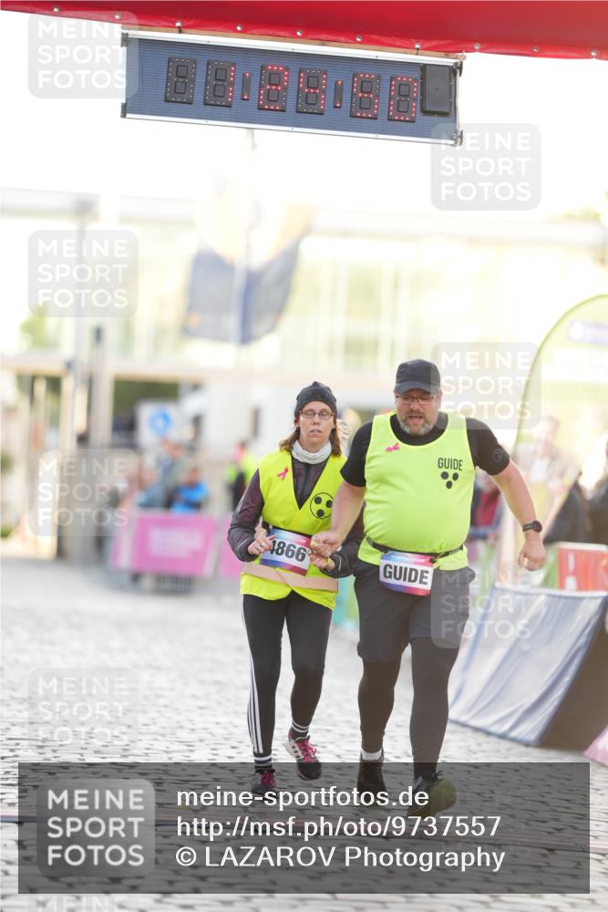 12.06.2026 - Holstenköstenlauf LAZAROV Photography http://msf.ph/oto/9737557 12.06.2026 20:24:48 Laufen 3207, 4866 meine-sportfotos.de