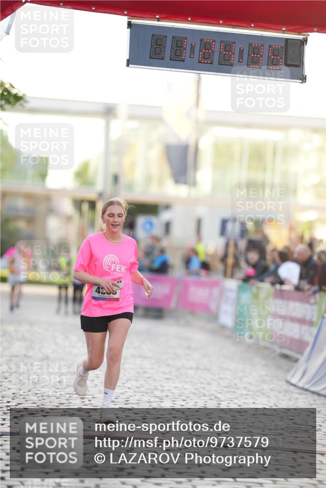 12.06.2026 - Holstenköstenlauf LAZAROV Photography http://msf.ph/oto/9737579 12.06.2026 20:24:33 Laufen 4388 meine-sportfotos.de