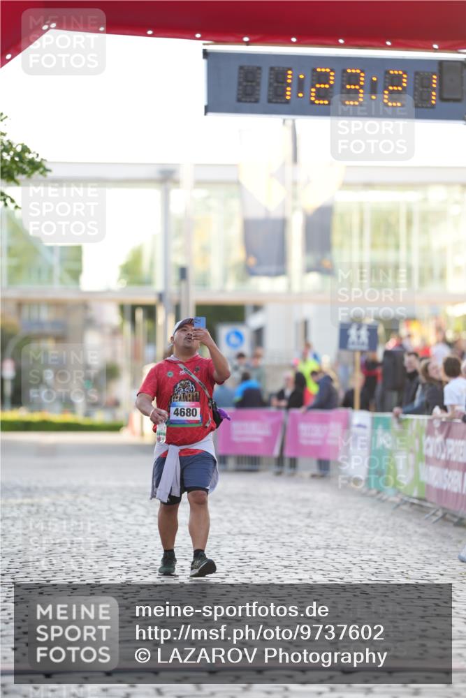 12.06.2026 - Holstenköstenlauf LAZAROV Photography http://msf.ph/oto/9737602 12.06.2026 20:23:19 Laufen 4680 meine-sportfotos.de